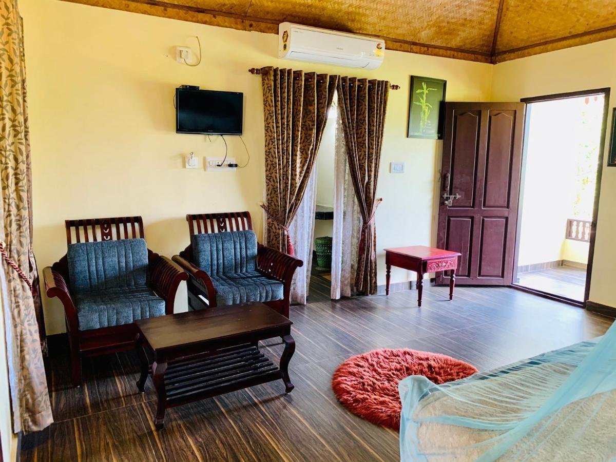 Maadathil Cottages 바르칼라 외부 사진